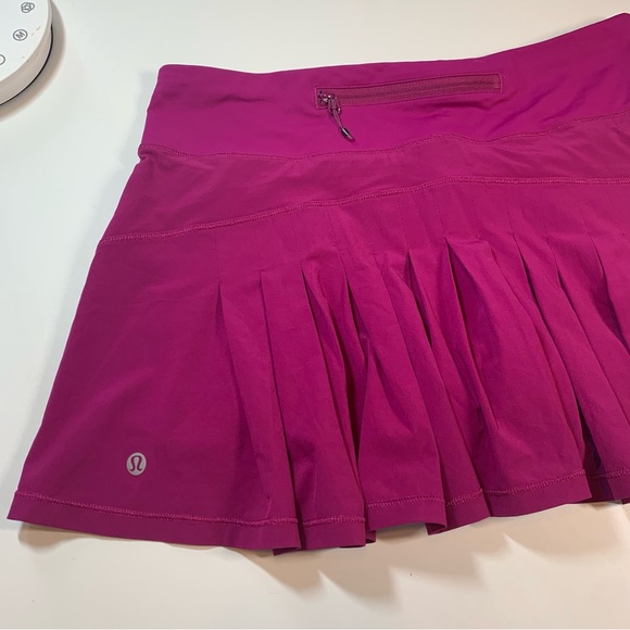 Size 6 Lululemon deep fuschia circuit breaker active skirt - Picture 6 of 16